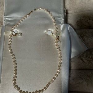 Classic Creamy White Pearl Necklace with 14K Clasp drop earrings 14K
